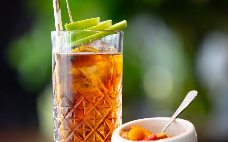 Es Teh Tarik Jahe / Wedang Uwuh